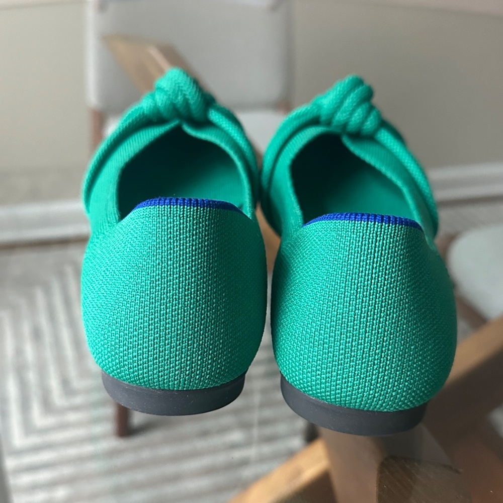 ROTHY’S - vibrant green pointed flats - The Knot Point  II - Picture 4 of 6